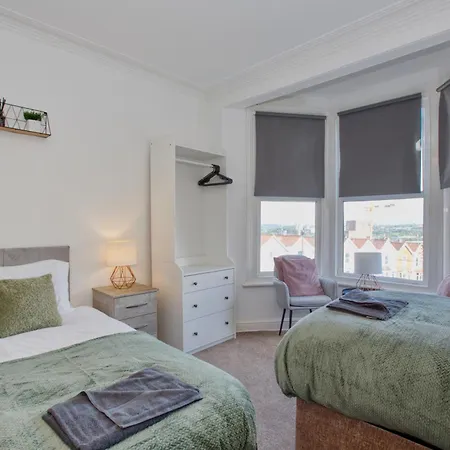 公寓 Modern 5-beds - Centre - Free Parking - Temple - By Hinkley Homes Short Lets & Serviced 布里斯托